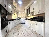  of property in Bassonia