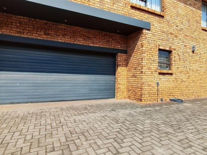 3 Bedroom House for Sale For Sale in Raceview - MR704465