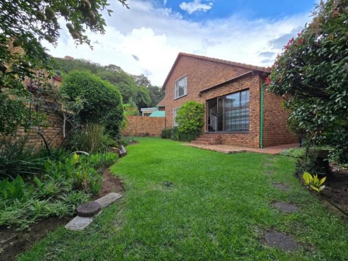 3 Bedroom Simplex for Sale For Sale in Bassonia - MR704466