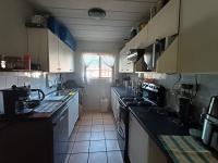  of property in Glenvista