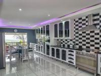  of property in Glenvista