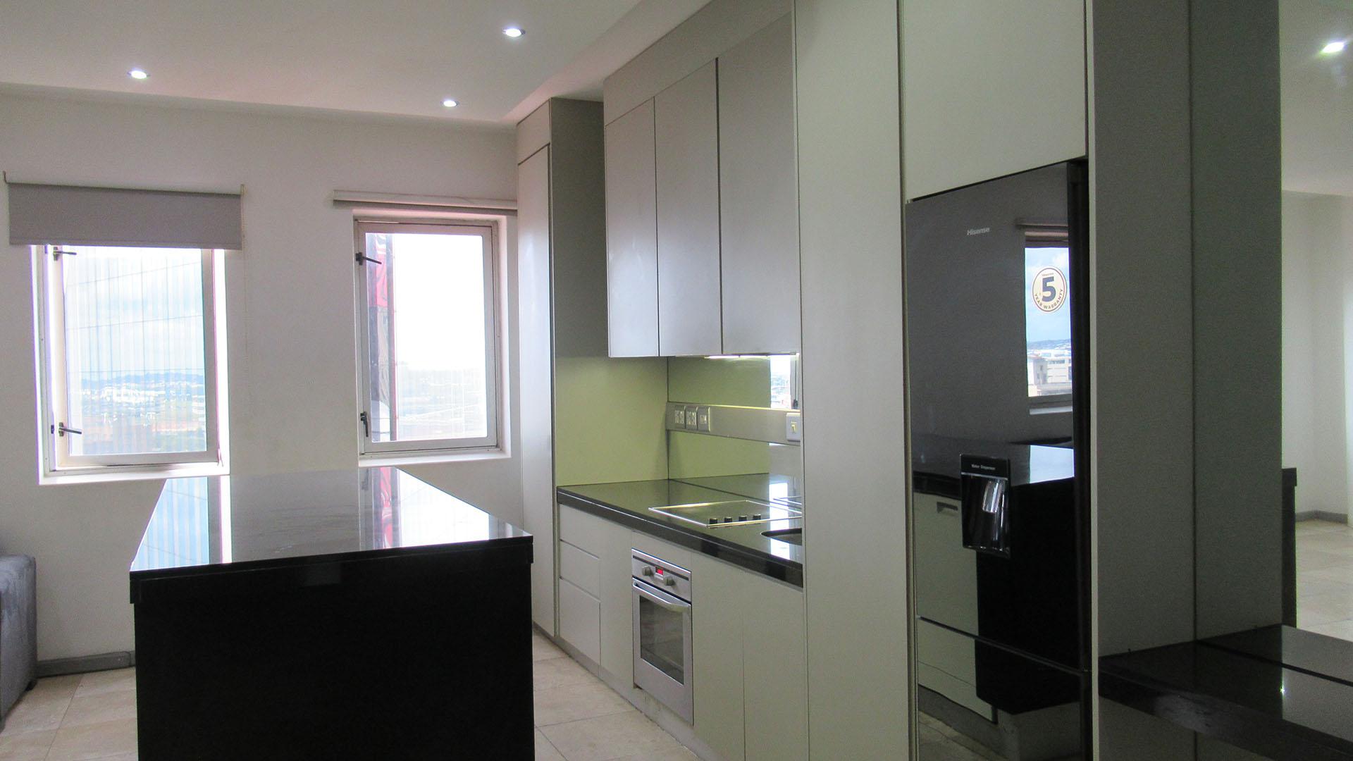 Kitchen - 13 square meters of property in Johannesburg Central