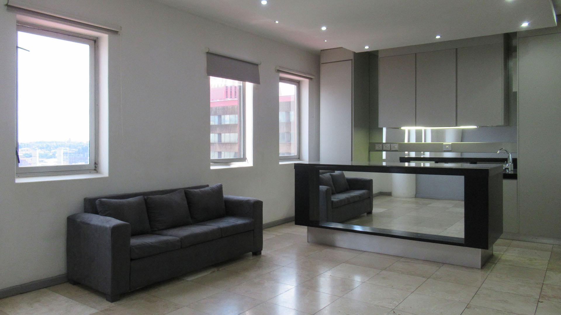 Lounges - 25 square meters of property in Johannesburg Central