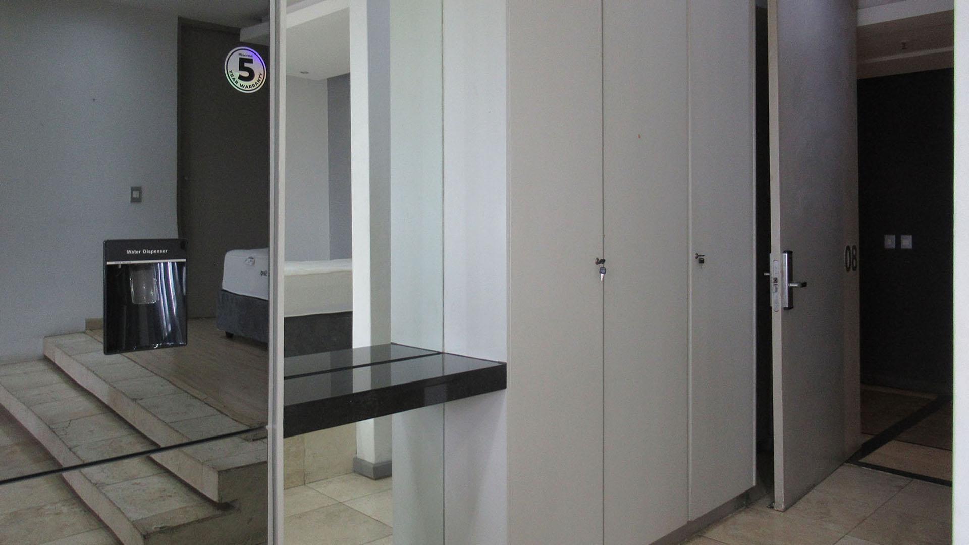 Spaces - 8 square meters of property in Johannesburg Central