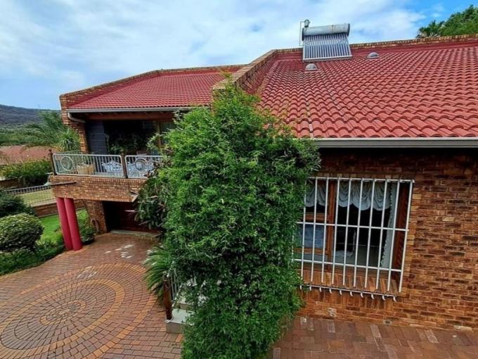 3 Bedroom House for Sale For Sale in Mulbarton - MR704501