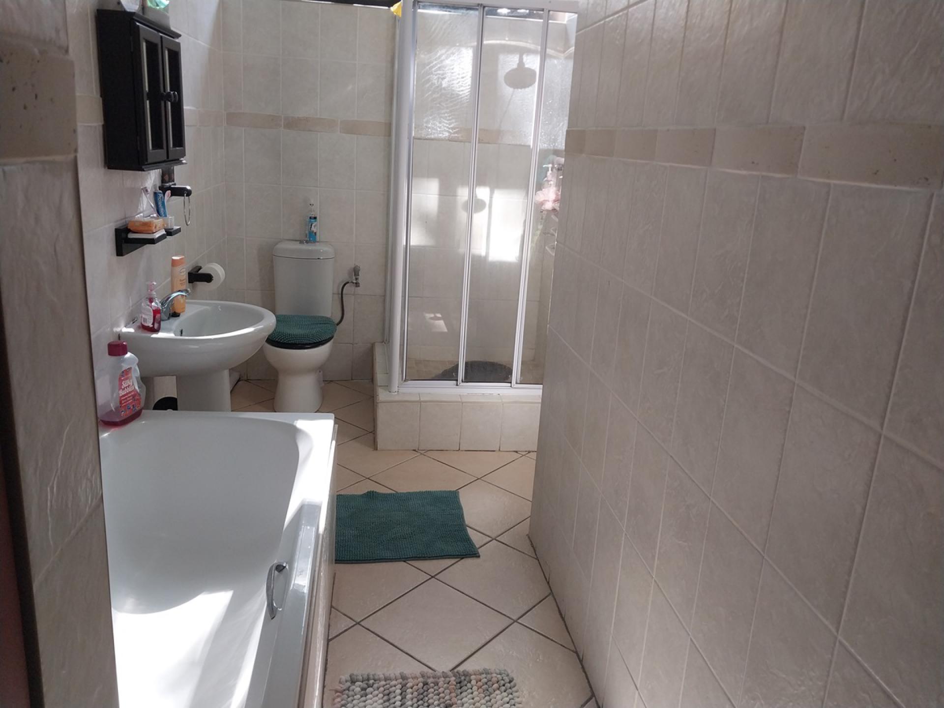  of property in Hibberdene