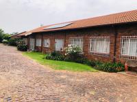 3 Bedroom 2 Bathroom Simplex for Sale for sale in Hazel Park