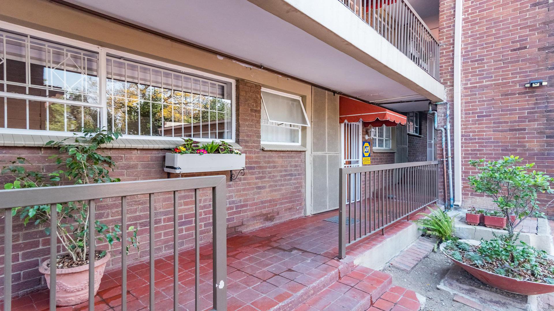 Front View of property in Wendywood