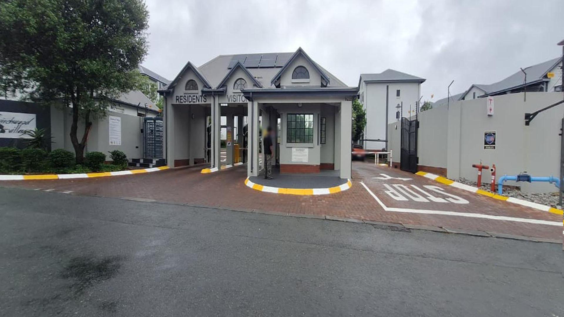 Front View of property in Chartwell A.H.