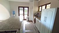 Kitchen - 22 square meters of property in Amanzimtoti 