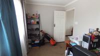 Bed Room 3 - 10 square meters of property in Amanzimtoti 