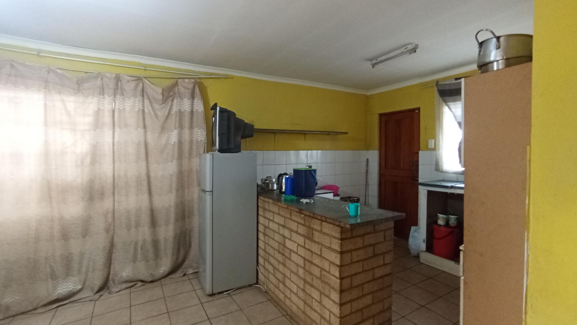 Lounges - 22 square meters of property in Pietermaritzburg (KZN)