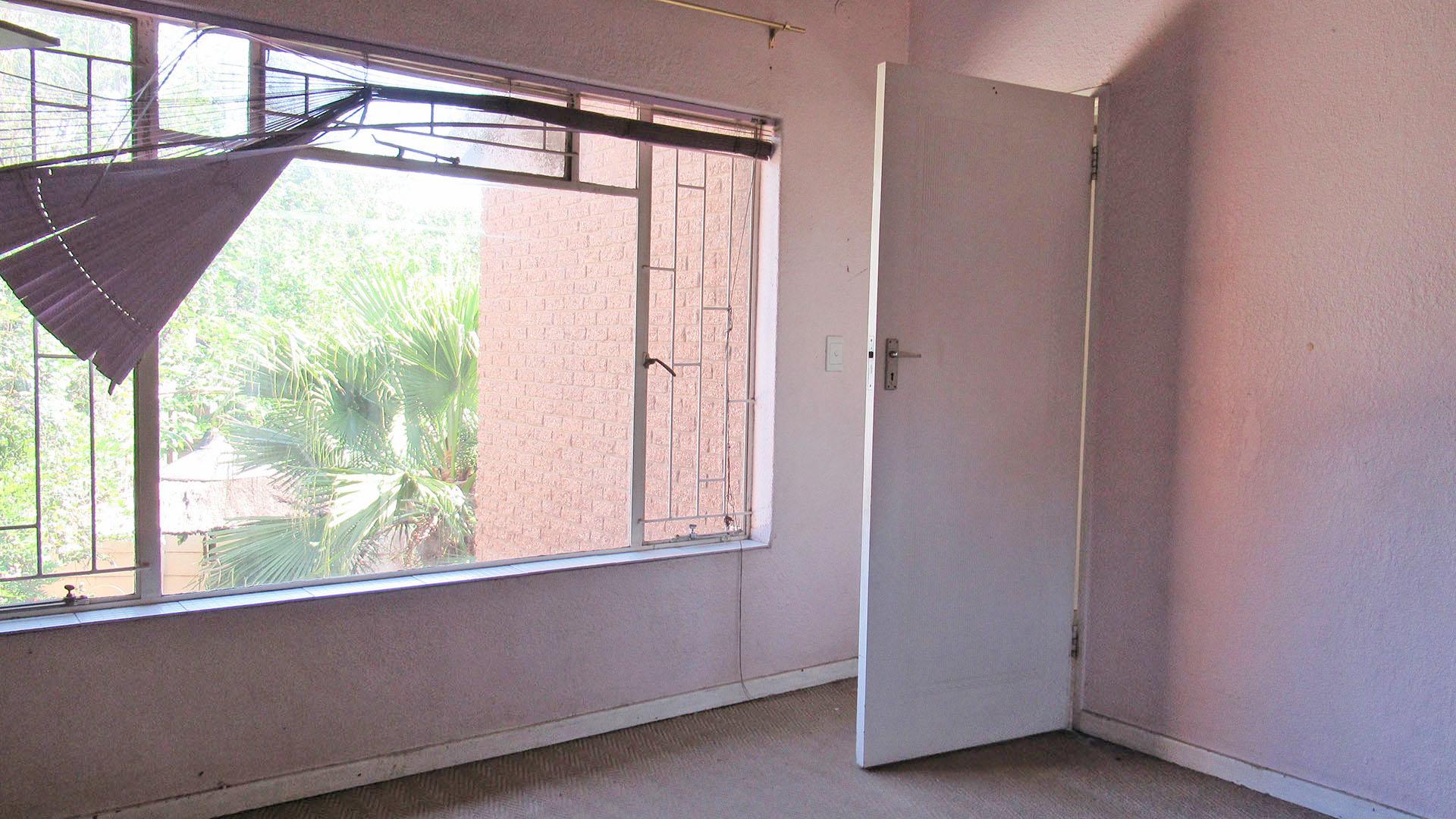 Bed Room 2 - 17 square meters of property in Vereeniging