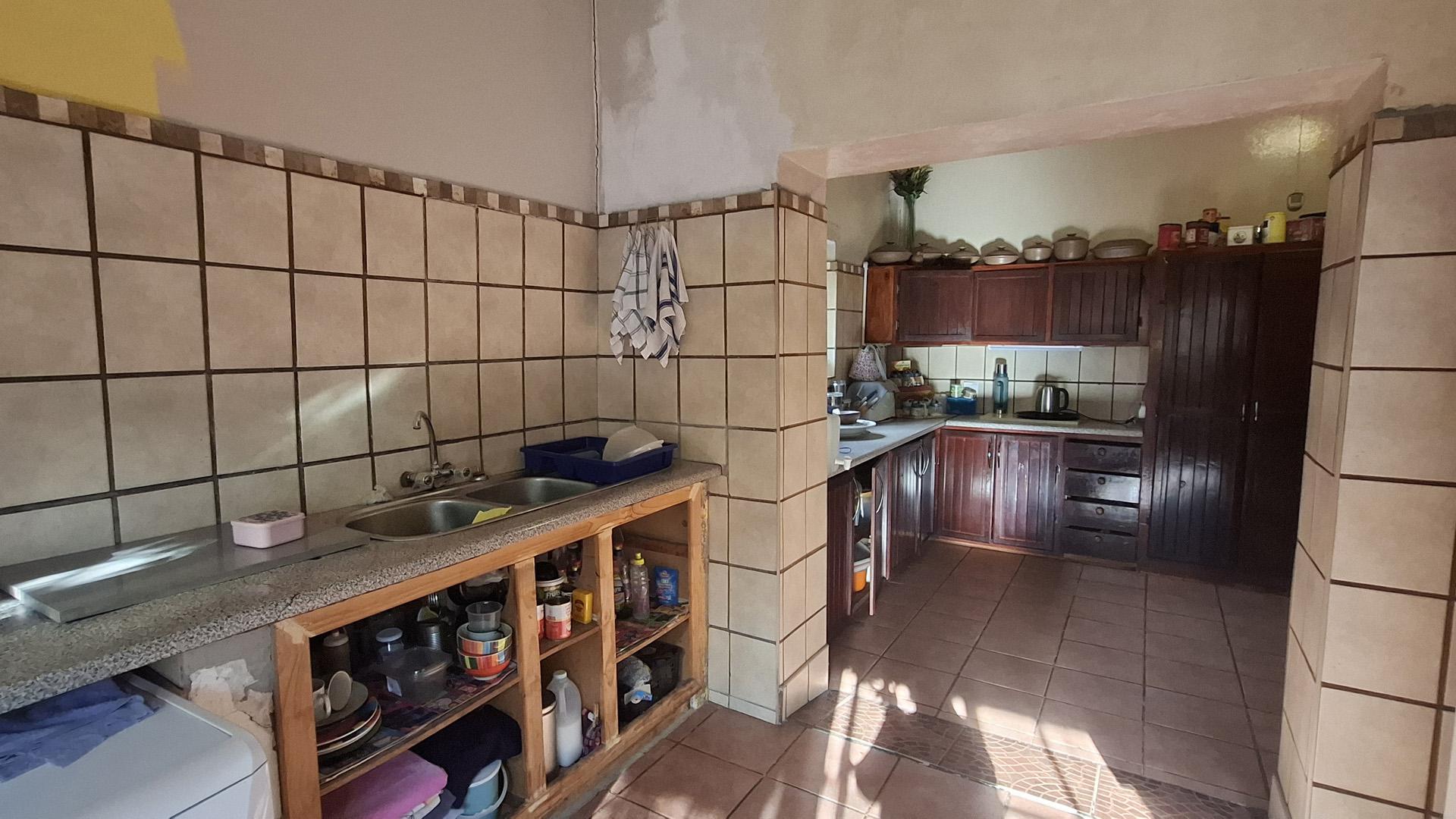 Kitchen of property in Ficksburg