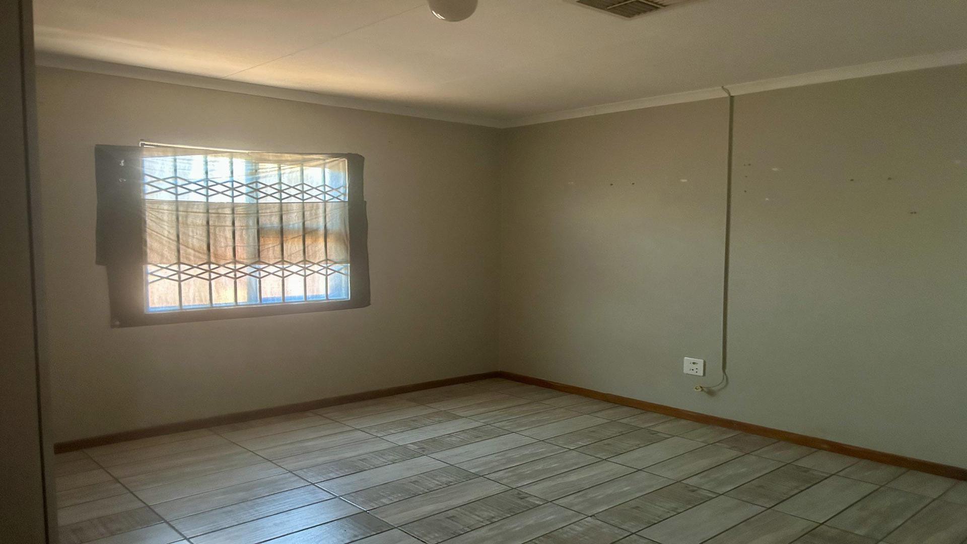 Bed Room 1 of property in Morning Glory