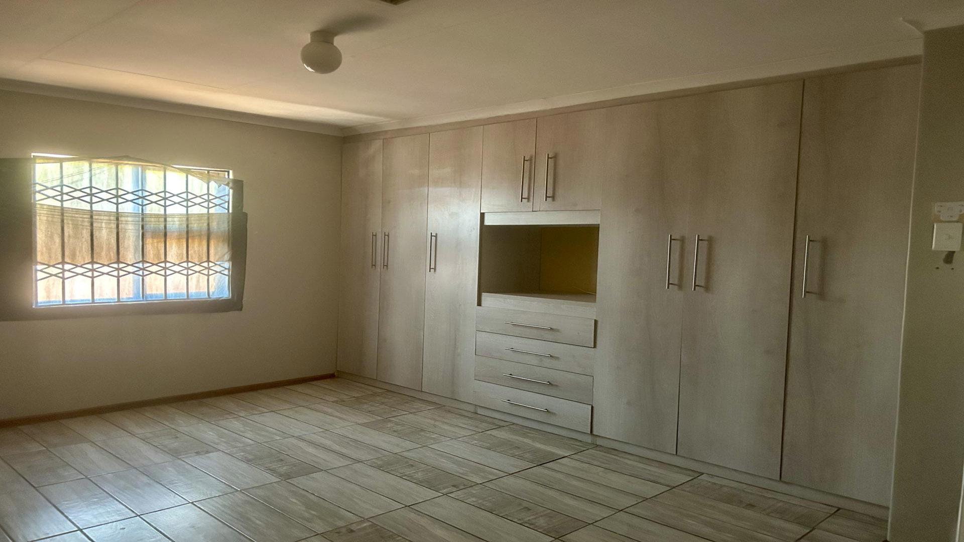 Bed Room 2 of property in Morning Glory