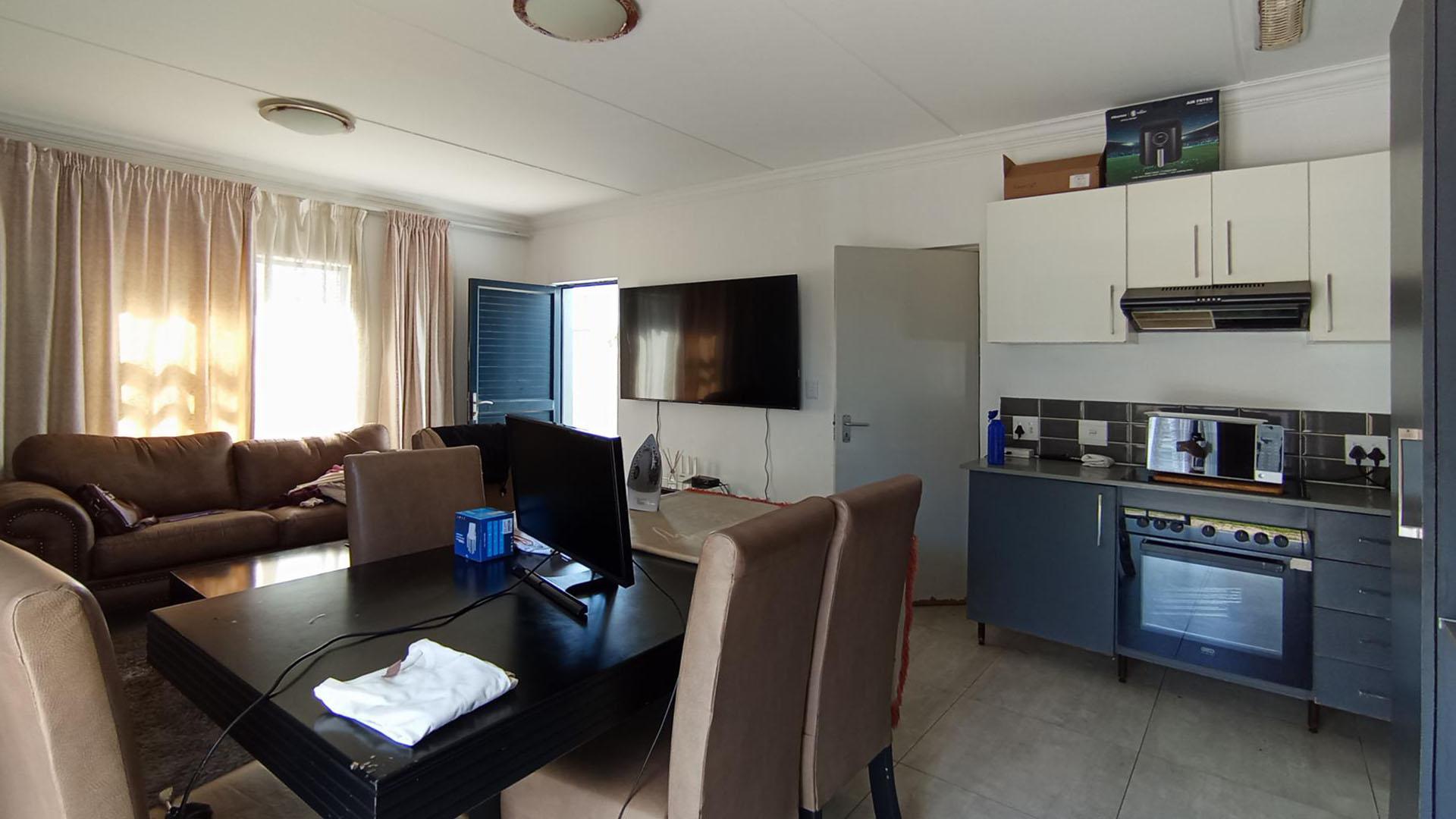 Dining Room - 9 square meters of property in Rua Vista