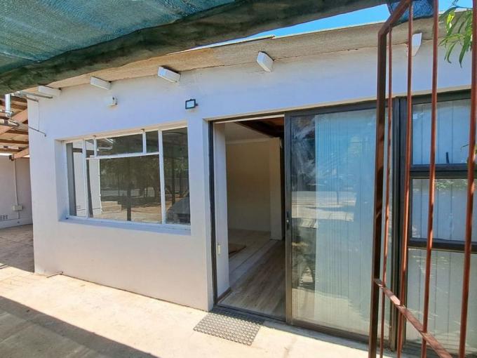 2 Bedroom Apartment to Rent in Oudtshoorn - Property to rent - MR704605