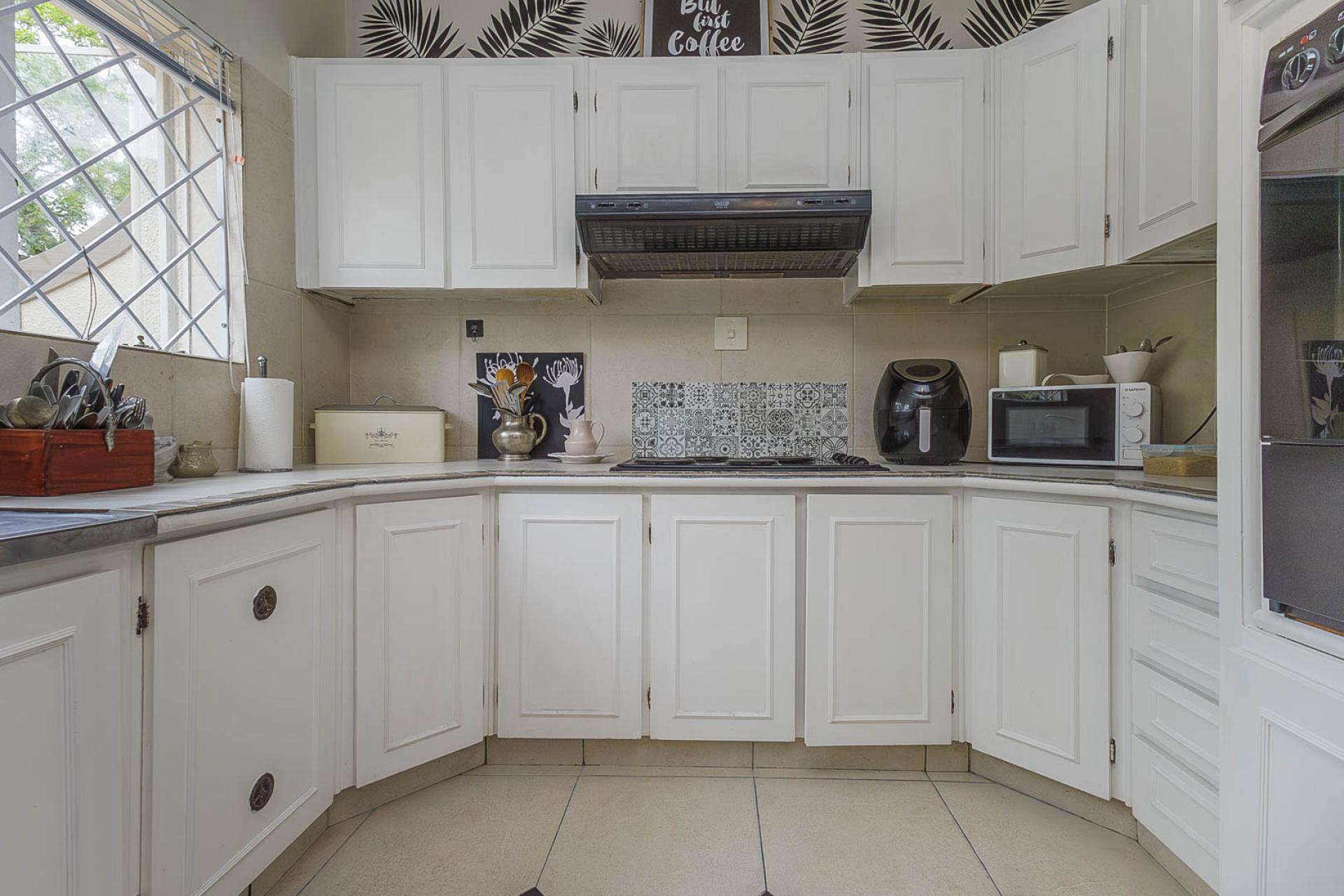  of property in Kloof 