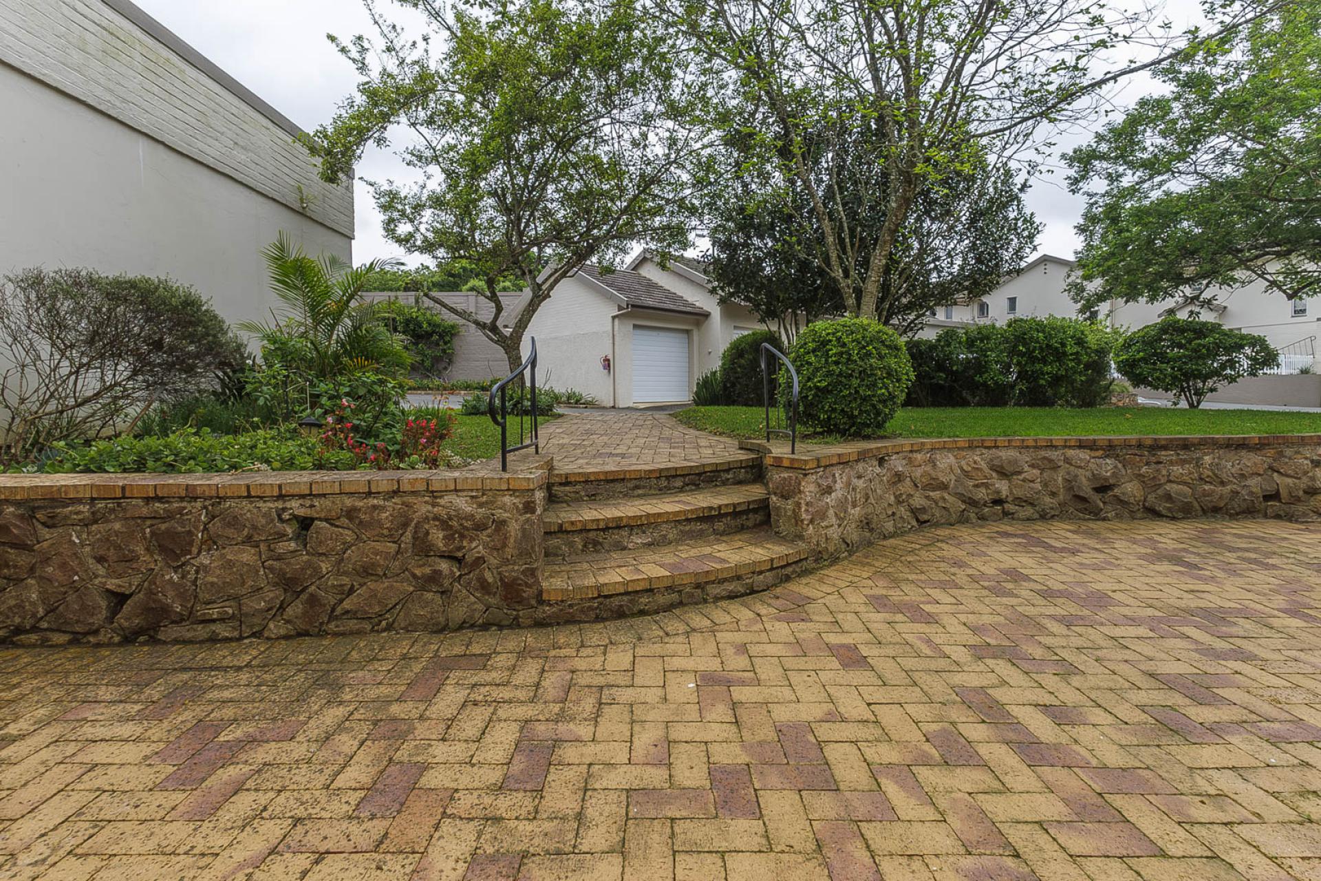  of property in Kloof 