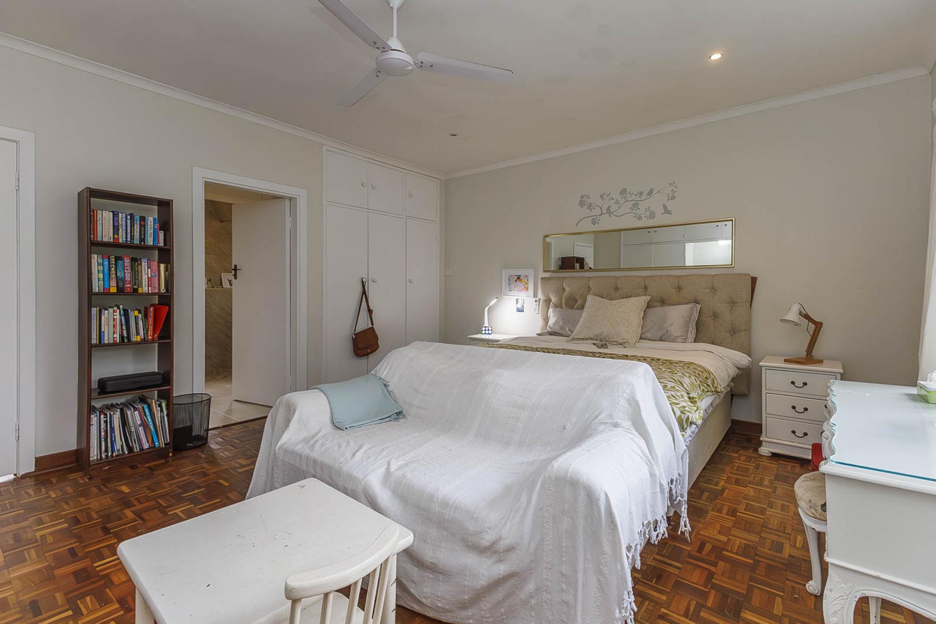  of property in Kloof 