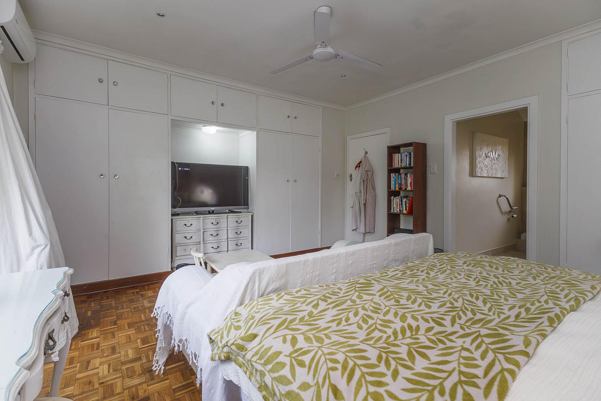  of property in Kloof 