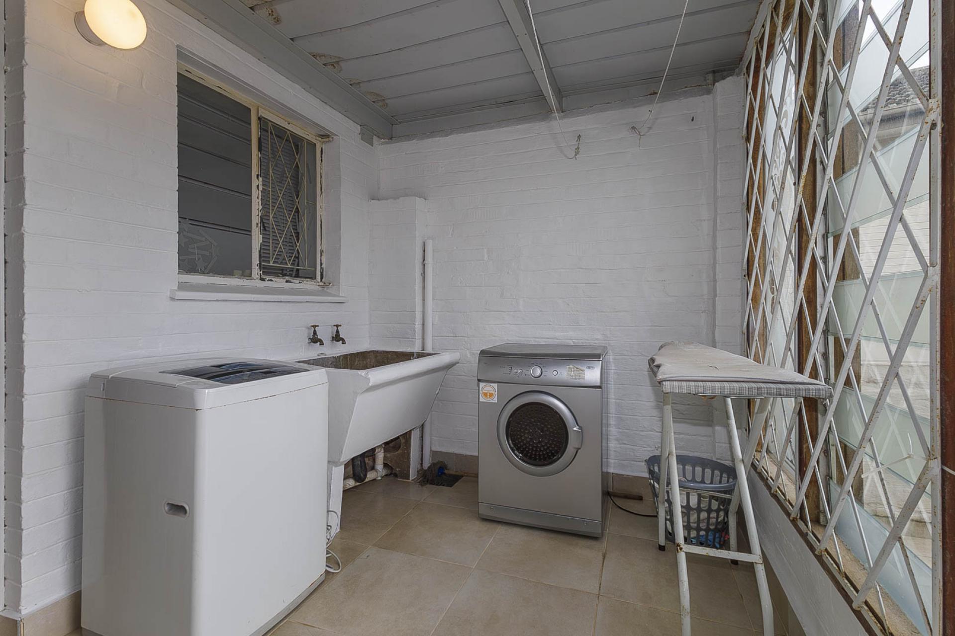  of property in Kloof 