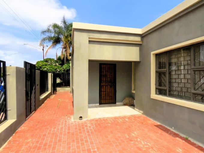 3 Bedroom House for Sale For Sale in Eersterust - MR704628