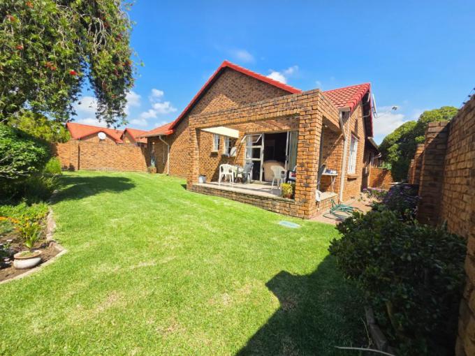 3 Bedroom Simplex for Sale For Sale in Randhart - MR704642