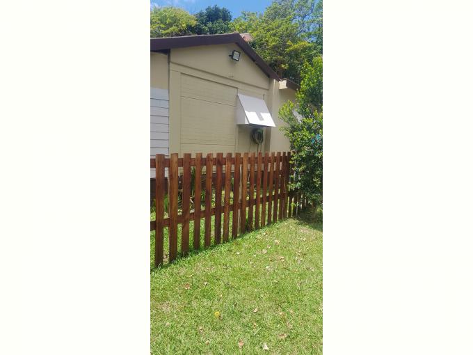 2 Bedroom Sectional Title for Sale For Sale in Hibberdene - MR704686