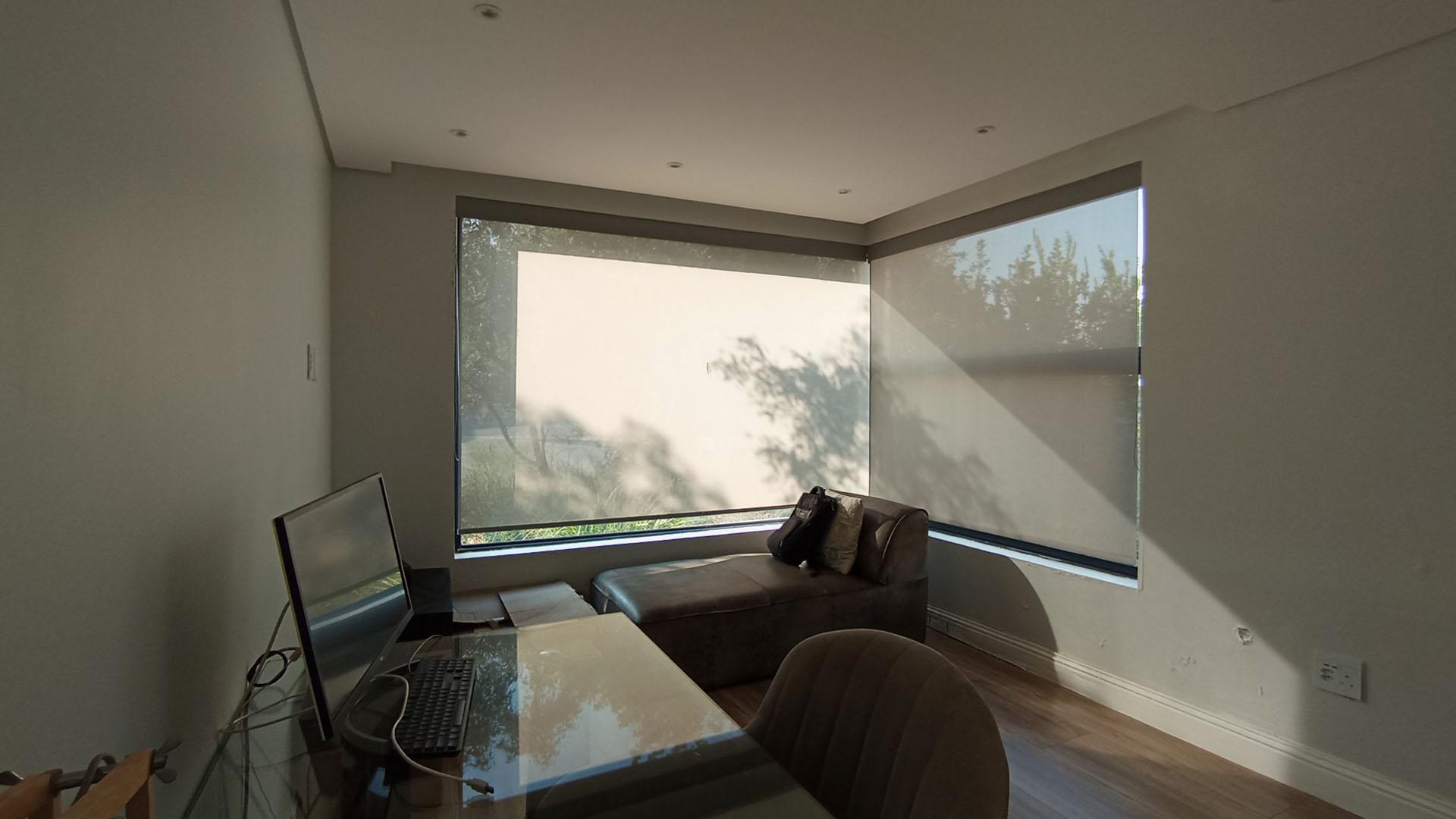 Study - 14 square meters of property in Riverglen