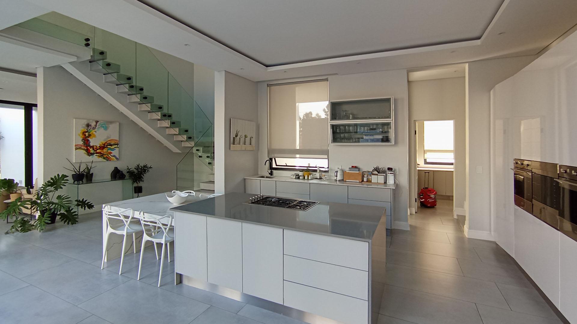 Kitchen - 31 square meters of property in Riverglen