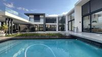 Swimming Pool of property in Riverglen