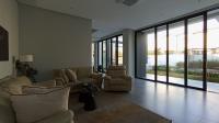 Lounges - 86 square meters of property in Riverglen