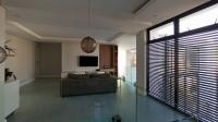 Spaces - 171 square meters of property in Riverglen