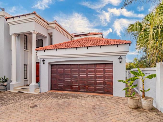 3 Bedroom Duet for Sale For Sale in Moreletapark - MR704734