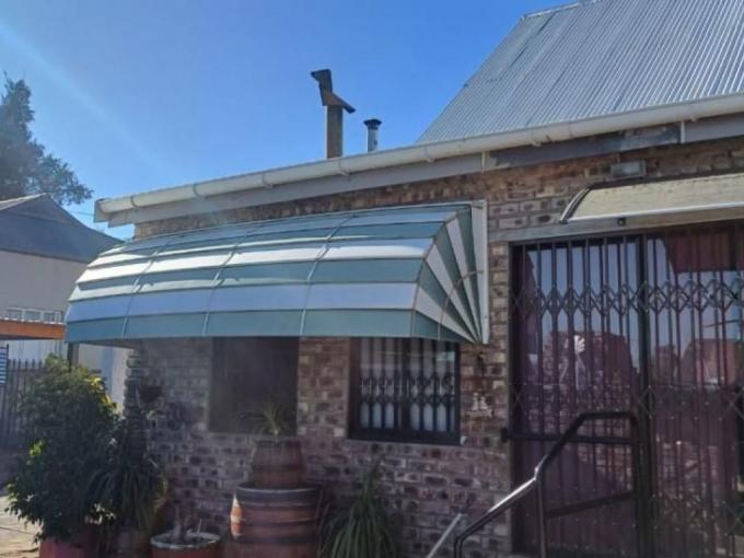 4 Bedroom House to Rent in Oudtshoorn - Property to rent - MR704737