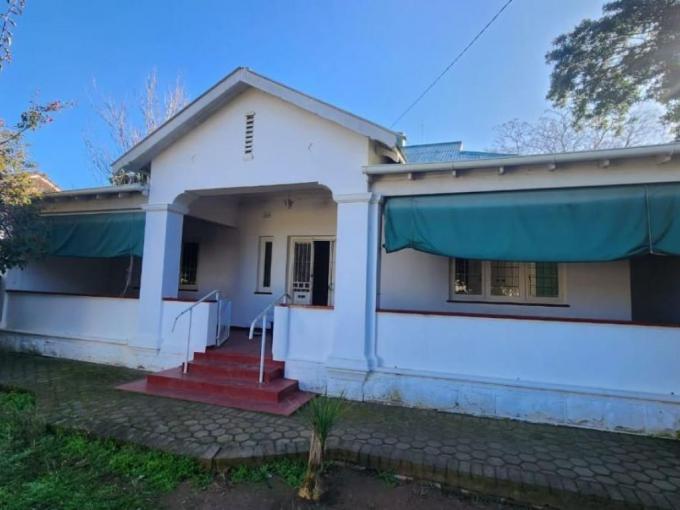 3 Bedroom House to Rent in Oudtshoorn - Property to rent - MR704738