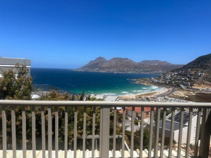 3 Bedroom House for Sale For Sale in Glencairn Heights - MR704743