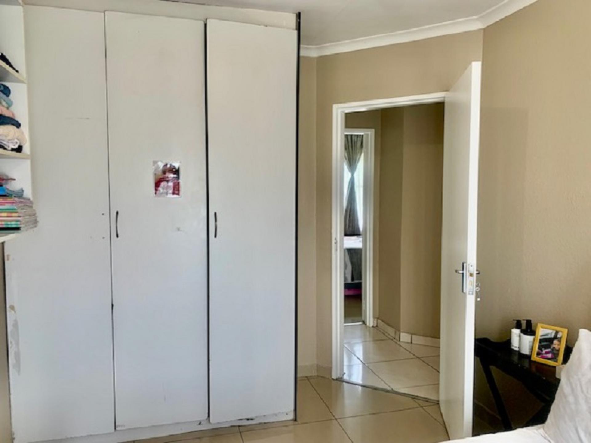  of property in Ormonde