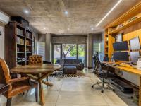  of property in Waterkloof Ridge