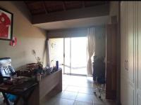  of property in Glenvista