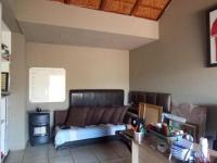  of property in Glenvista