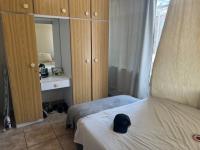  of property in Sunnyside