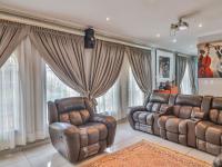  of property in Glenvista