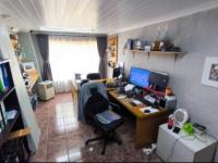  of property in Mayberry Park