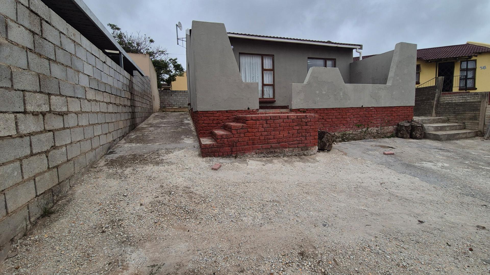 Front View of property in Kwadwesi