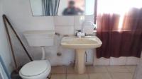 Bathroom 1 of property in Malmesbury