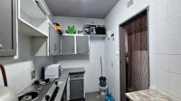 Kitchen - 8 square meters of property in Windsor