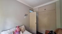 Bed Room 1 - 15 square meters of property in Windsor